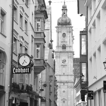Vendégház Restaurant Papagei *