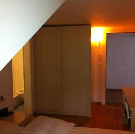 Restaurant Papagei Guest house